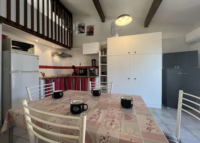 Villa Pavillon Confort Avec Parking Et Piscine Collective - Gn180-057 Gruissan